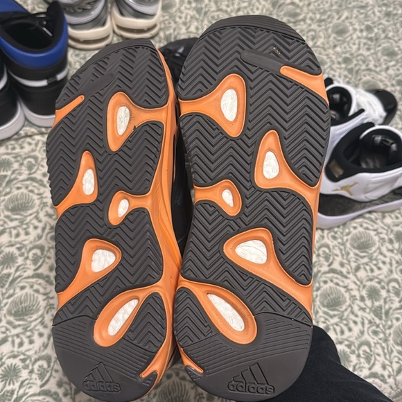 Yeezy 700 v1 Wash Orange Size 12 Used 9.5/10 condition - Picture 9 of 9